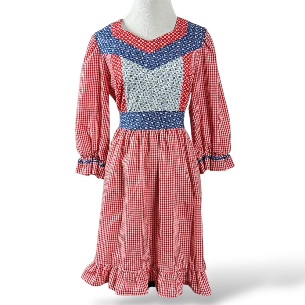 Vintage 70s Handmade Patchwork Picnic Prairie Dre… - image 1